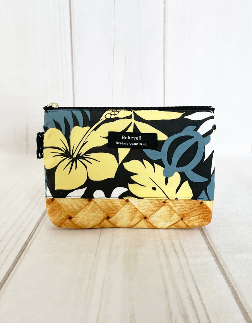 【レッスン小物,バック/ポーチ,レッスンアイテム,ハワイアン雑貨】スリムポーチ（トロピカルフラワー）ブラック